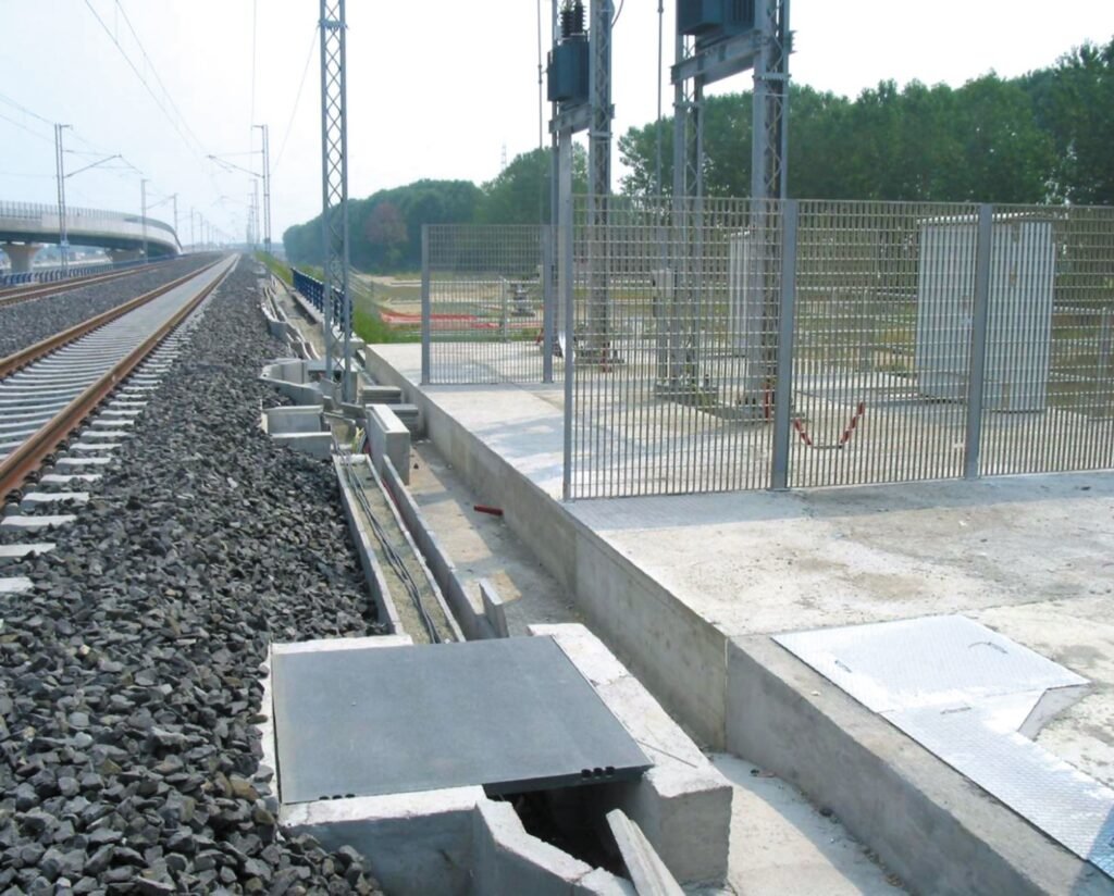 Kerítésrendszerek GFK elemekből a MEISER Ferroste Kft. kínálatában 1 Kerítésrendszerek GFK elemekből a MEISER Ferroste Kft. kínálatában